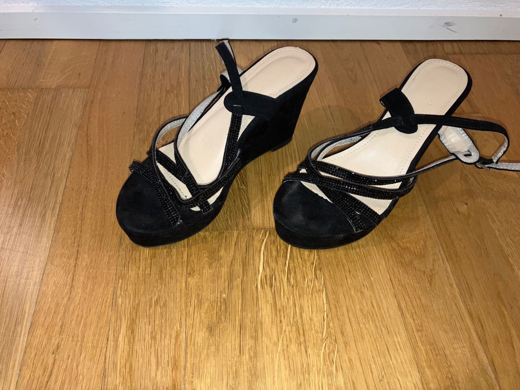 Scarpe da donna: Sommer-Damenschuhen, Grösse 37 – Usato da Zürich venduto da Dudu2020 3