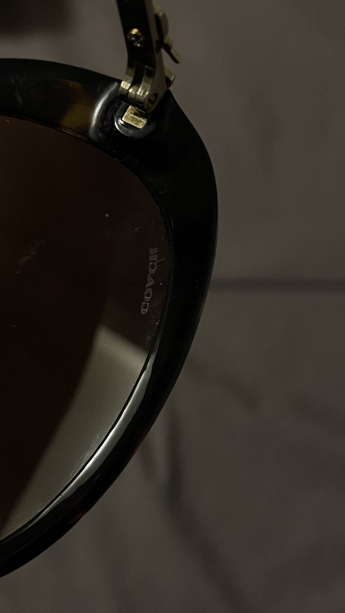 Coach Lunettes & Verres: Coach Sonnenbrille – D'occasion à oberwangen b.bern par sar_5v6q 4