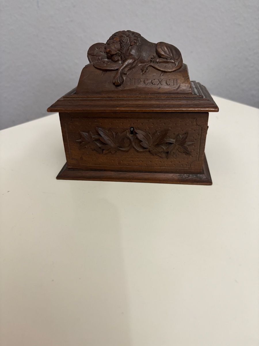 Barattoli: Jolie boite à bijoux anciens  – Usato da petit lancy venduto da FerreiraLuis