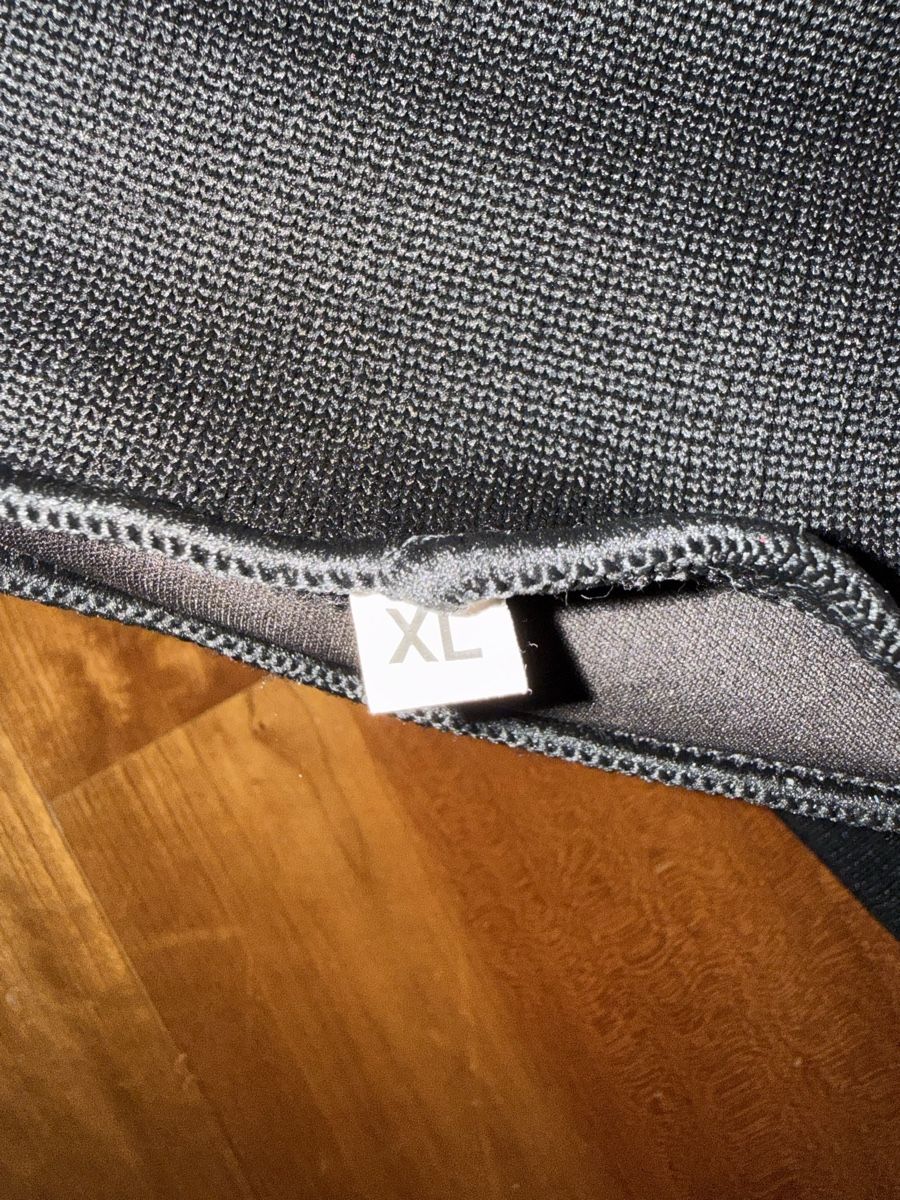 Sonstige Accessoires für Herren: Boxhandschuhe + Schienbeinschoner – Gebraucht aus Oberentfelden von mat_jbk7 2