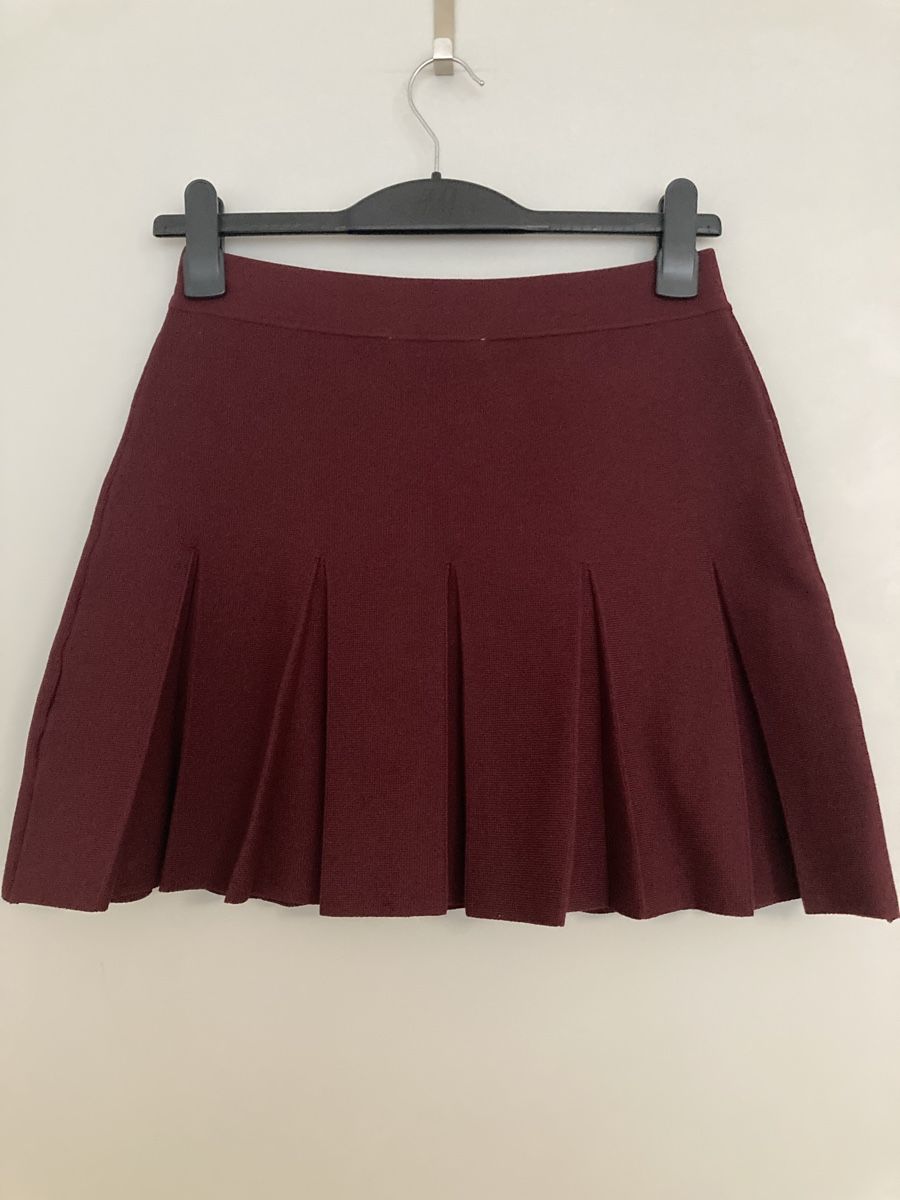 Zara Röcke: Zara Strickrock plissiert, Gr. M, berry – Neu und originalverpackt aus Schlieren von cotopaxi06 1