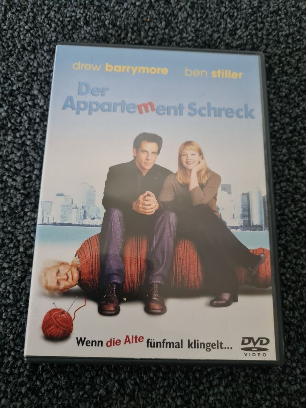 Tutti i DVDs: DER APPARTEMENT SCHRECK(9061) – Usato da Ruswil venduto da M71