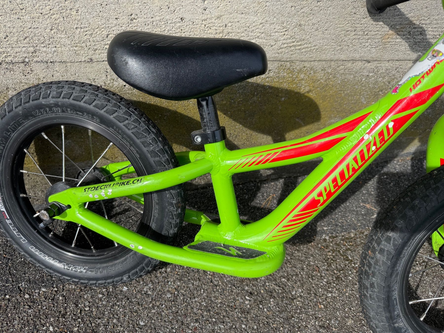 Specialized Biciclette: Specialized Hotwalk Laufrad Green 12" – Usato da Zürich venduto da CircularEco 1