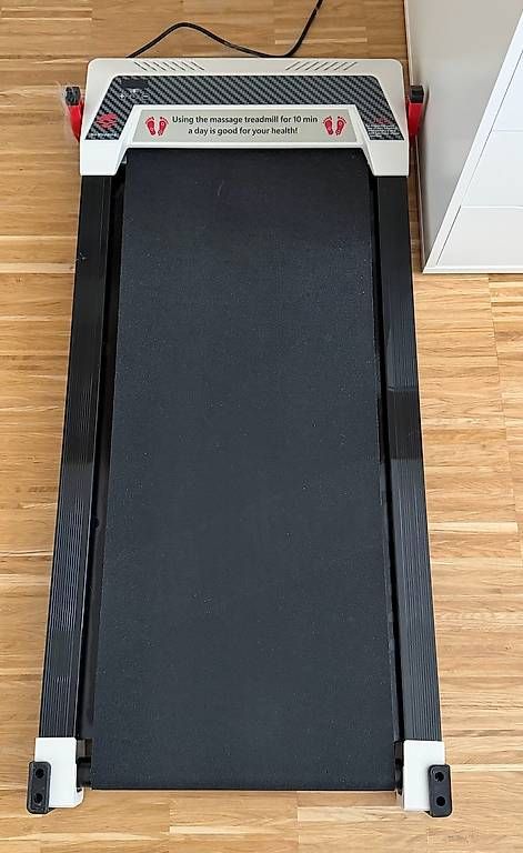 Hometrainer: Walking Pad mit Neigung 1-6km/h – Usato da Zürich venduto da Robde 2