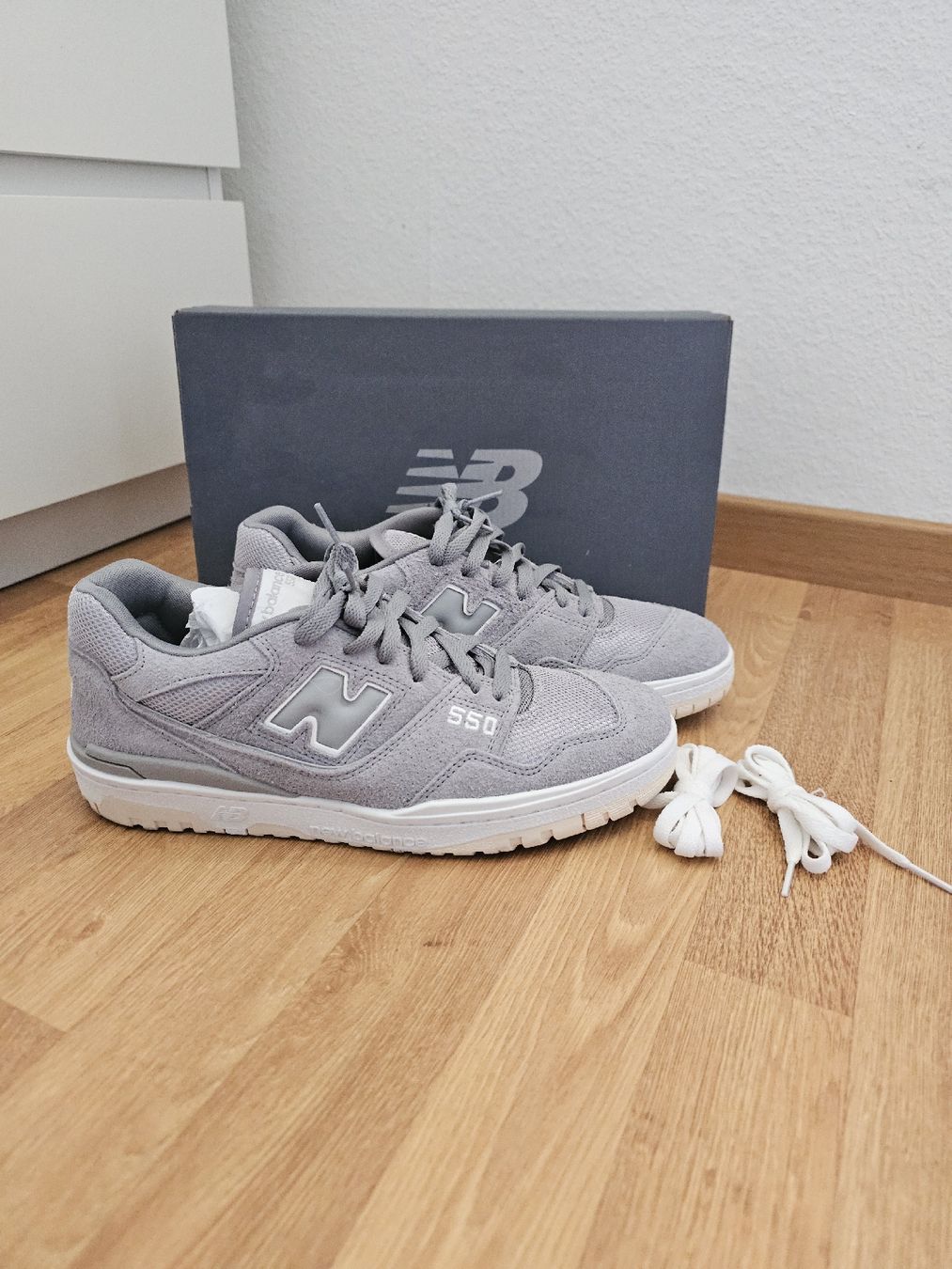 New Balance Chaussures hommes: New Balance 550 – Neuf (Voir description) à Belp par fabiocardoso 1
