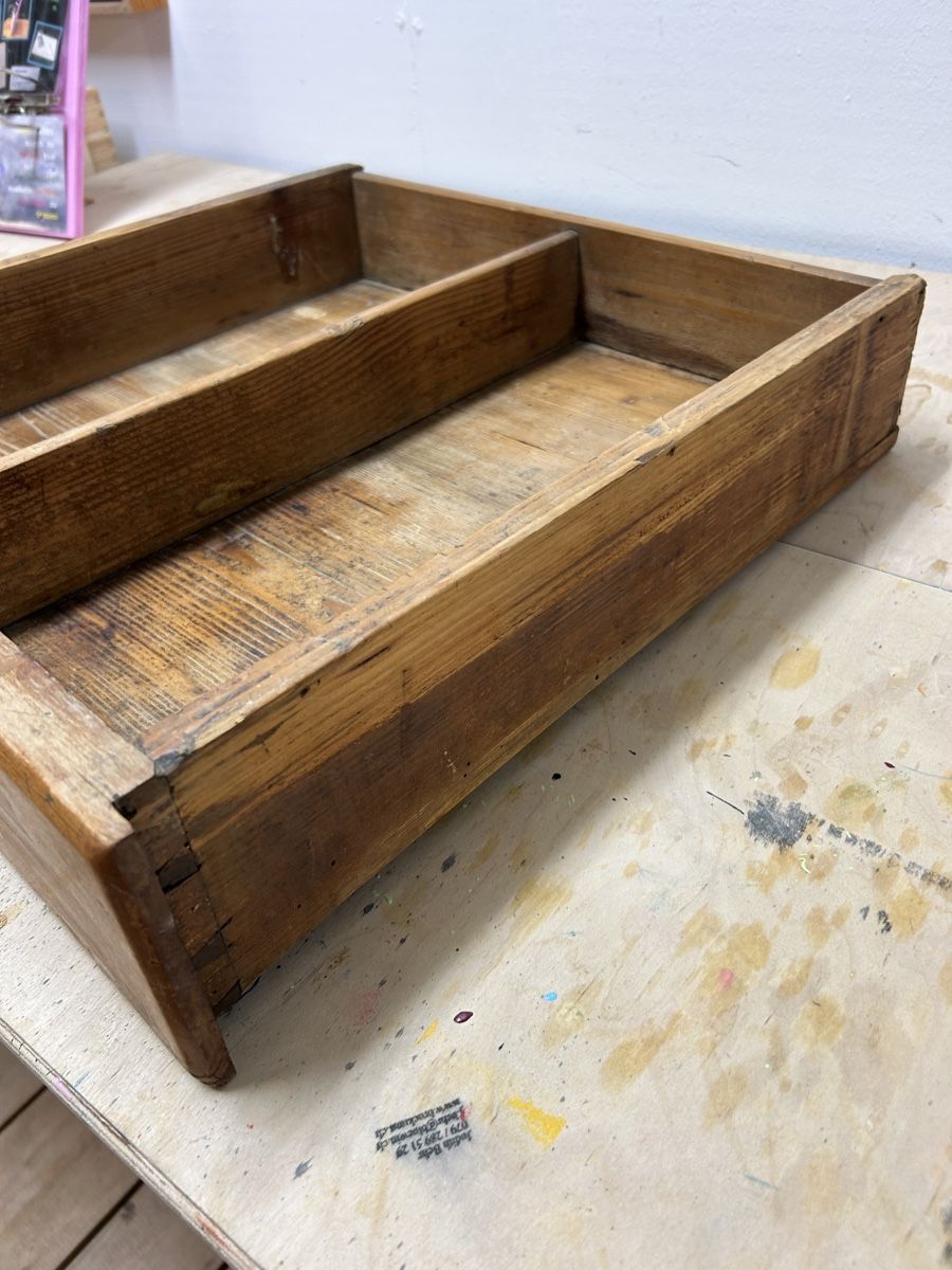 Caisses de transport: Alte, dekorative Holzschublade – D'occasion à Uster par Stromboli7 5