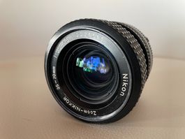 Objectif Zoom-Nikkor 35-70mm 1:3.3-4.5