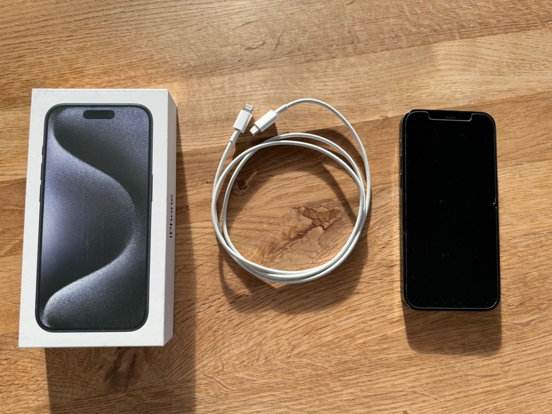 Apple Handys / Smartphones: Apple iPhone 12 Pro Pacific Blue – Neu (gemäss Beschreibung) aus Rickenbach SO von  2