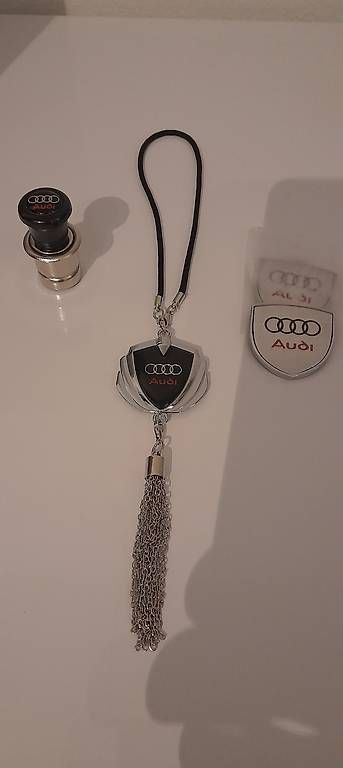 Audi Tutti pezzi di ricambio auto: Audi Accessoire – Nuovo e nell'imballaggio originale da Cham venduto da vento9 2
