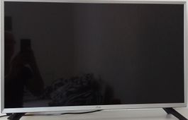 LG Fernseher 32 Zoll neuwertiger Zustand