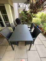 Gartentisch mit 4 Stühlen Neuwertig 
