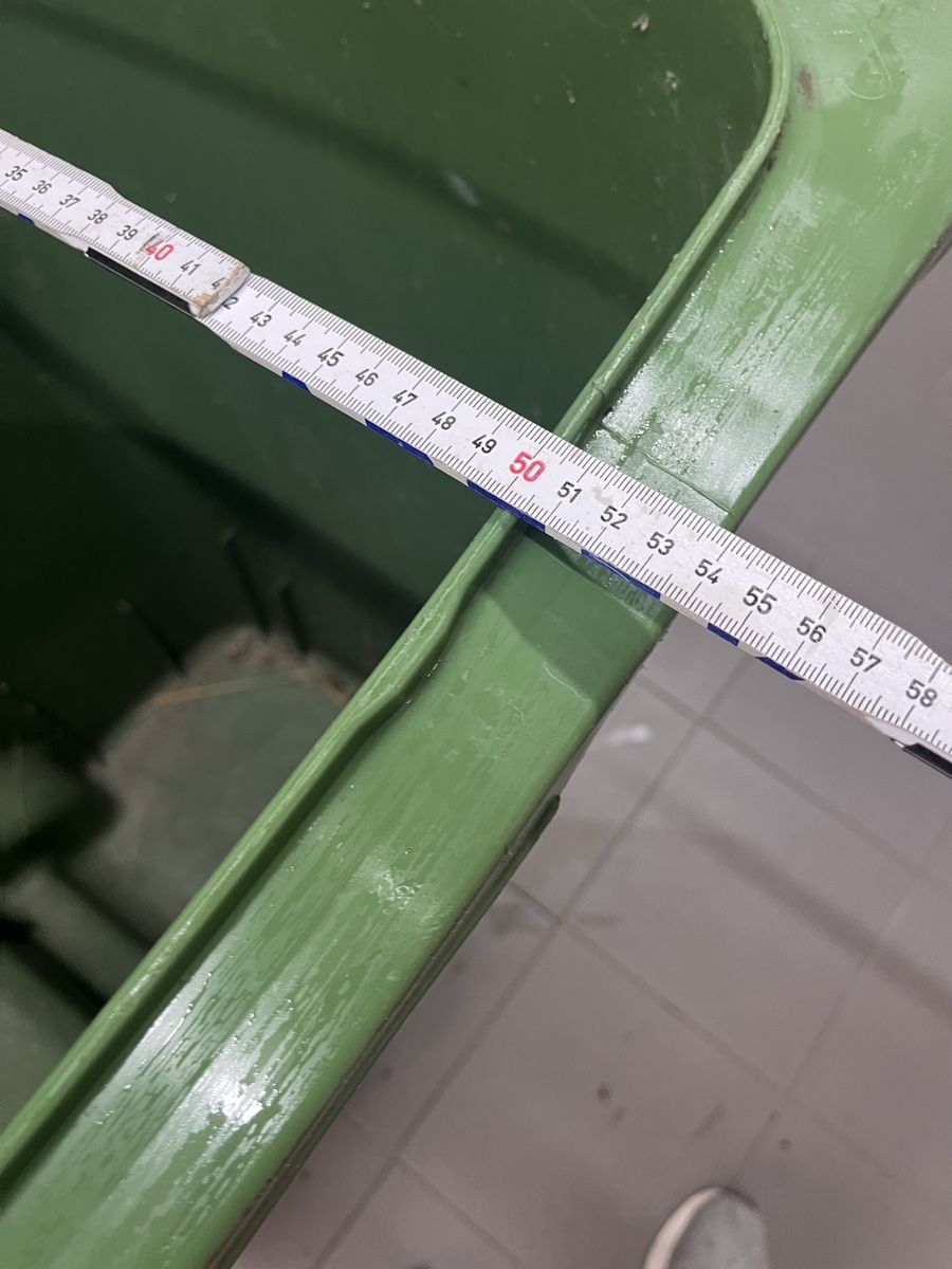 Eléments de bureau: Grüncontainer 500liter  – D'occasion à Neerach par fuz_8d7l 6