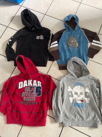 4 coole Dopodopo Sweat Hoodies Gr.122/128👦🏻
