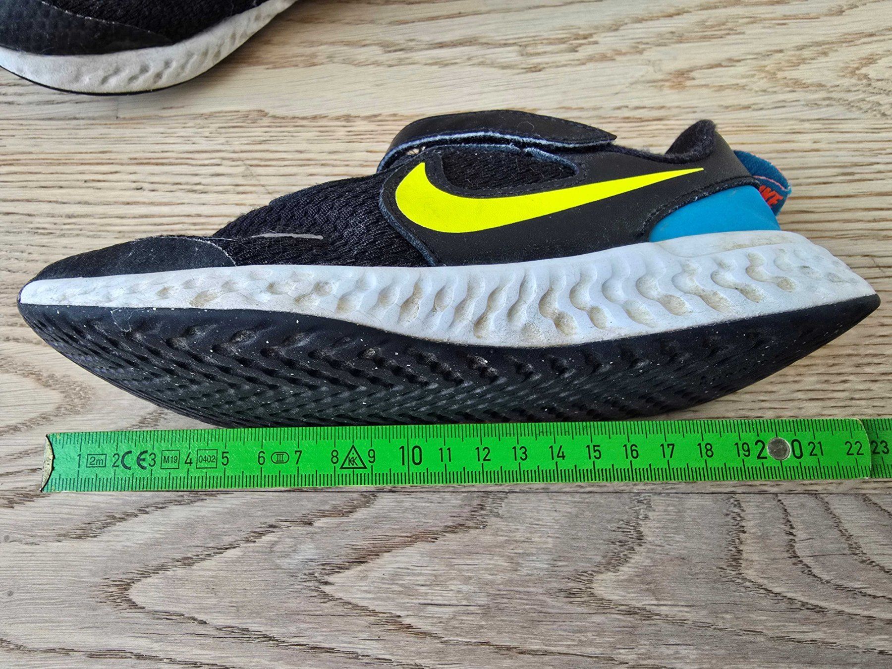 Nike Scarpe da uomo: Nike Kinderturnschuh – Usato da Jona venduto da Cinnestig 2
