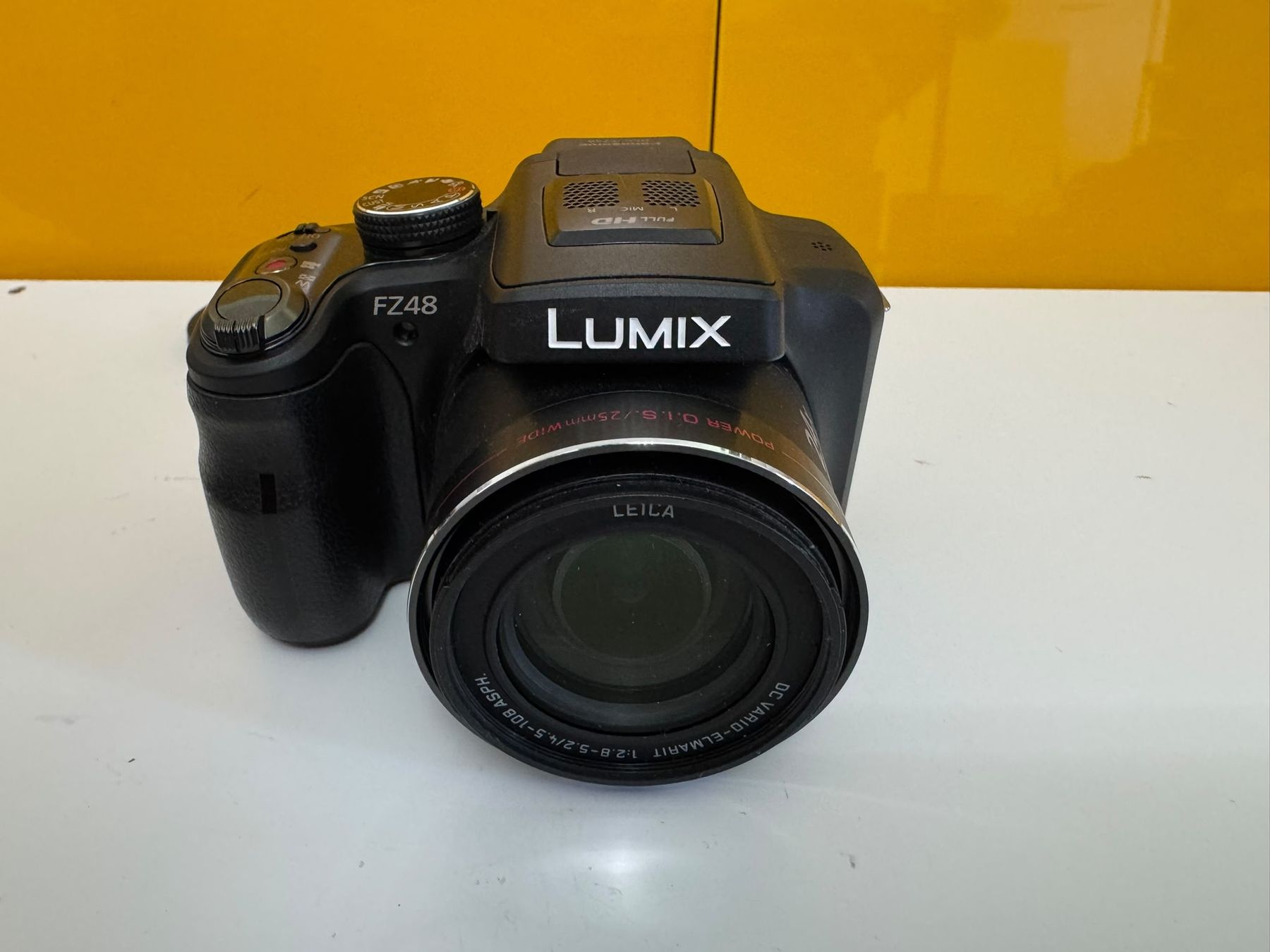Panasonic Fotocamera: Panasonic Lumix DMC-FZ48 – Nuovo (secondo la descrizione) da Bellevue venduto da agh_v8c7 8