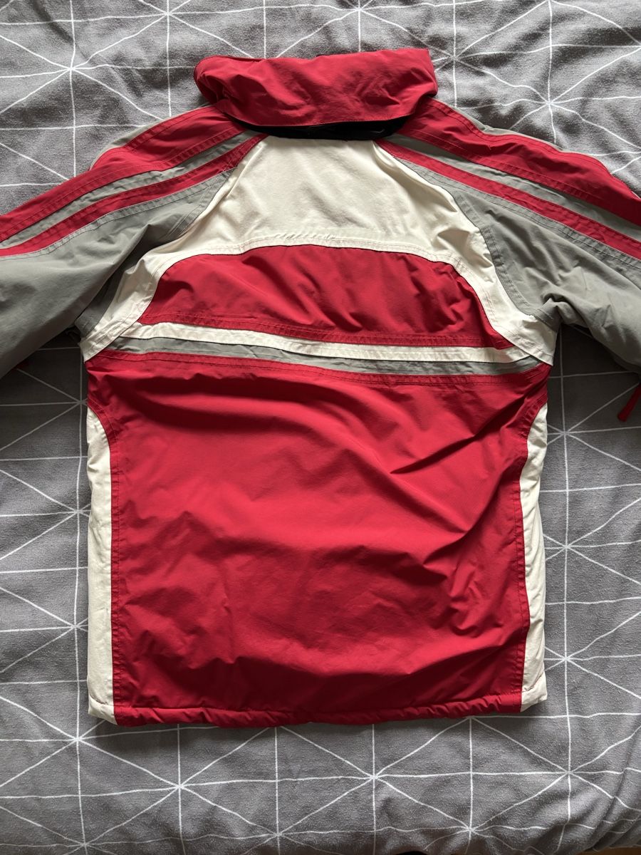 Jacken: Ski jacket old school for kinder size 36 – Gebraucht aus Belfaux von vik_c6z2 2