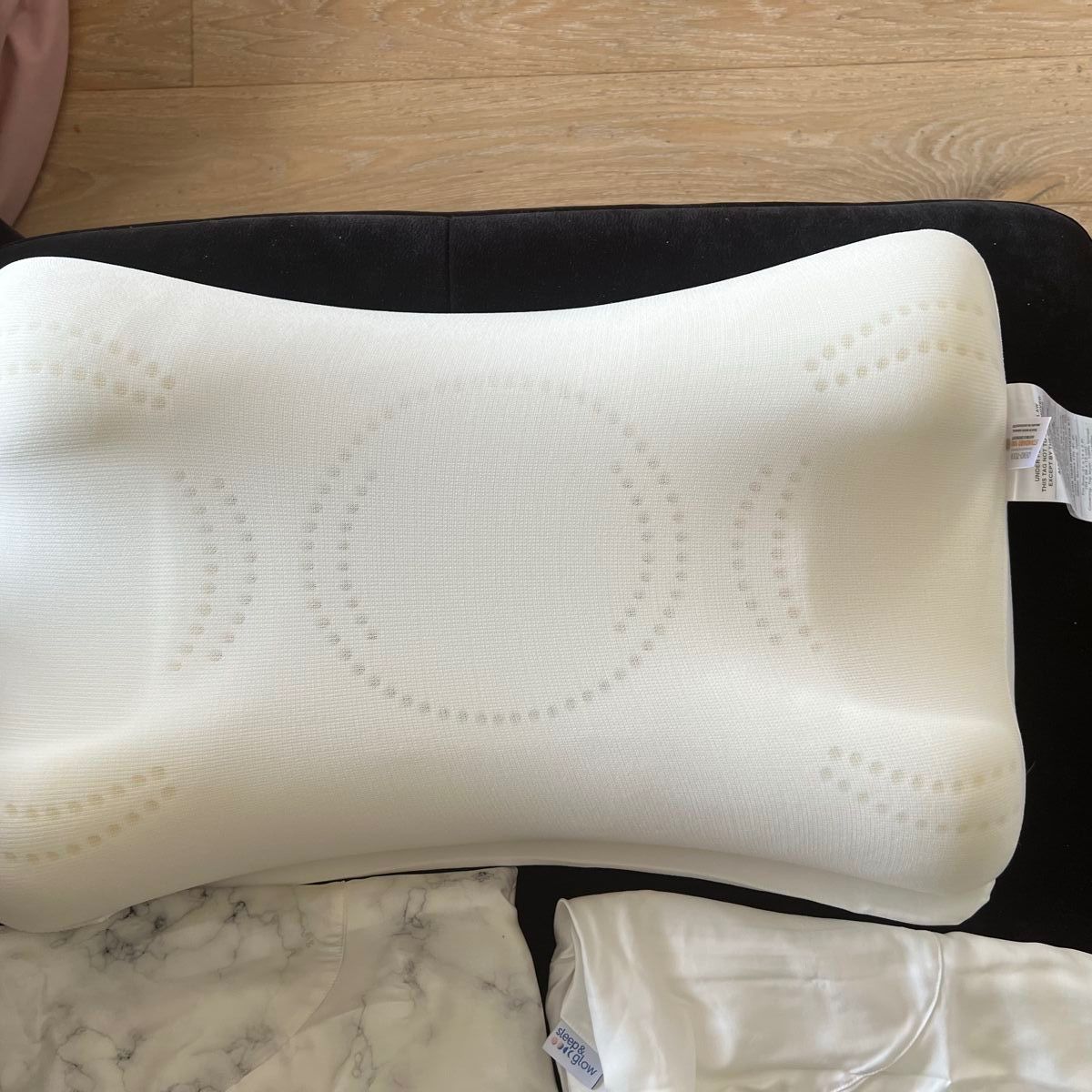 Kissen: Omnia kissen COOLING + 4 silk pillowcases – Neu (gemäss Beschreibung) aus Hedingen von ewe_fra 1