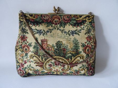 Vintage Gobelin-Handtasche mit floralem Landschaftsmotiv