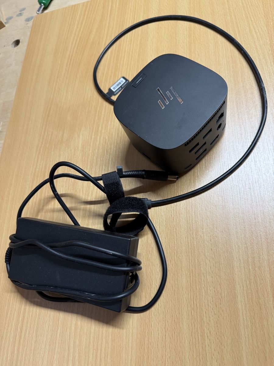 Hewlett Packard Docking station: Dockingstation HP – Usato da Alchenflüh venduto da Vera2k