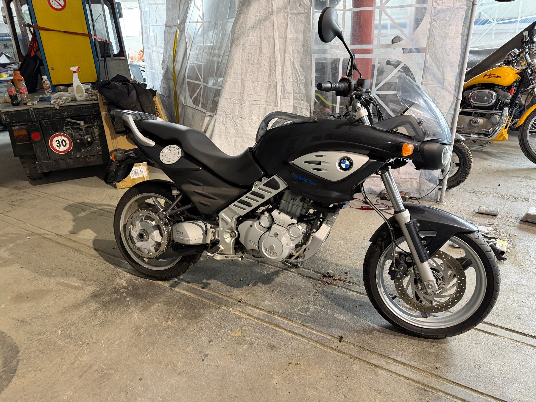 BMW Touring: BMW F650 CS Sport Motorrad aus Privat Besitz – Gebraucht aus Avenches von BOOTTRANSPORTE