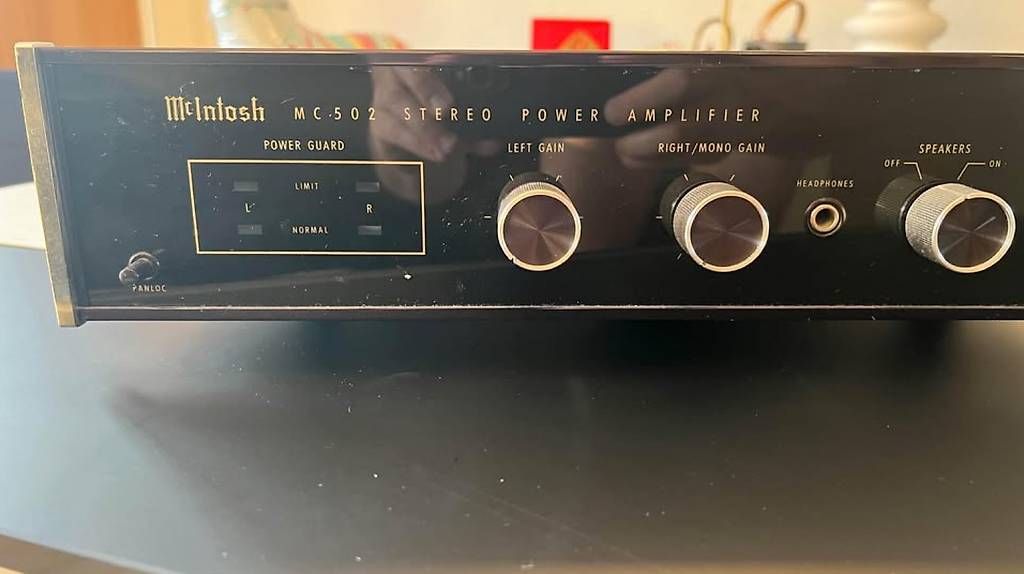 Amplificatori: McIntosh MC 502 – Usato da Meggen venduto da Hobst 1