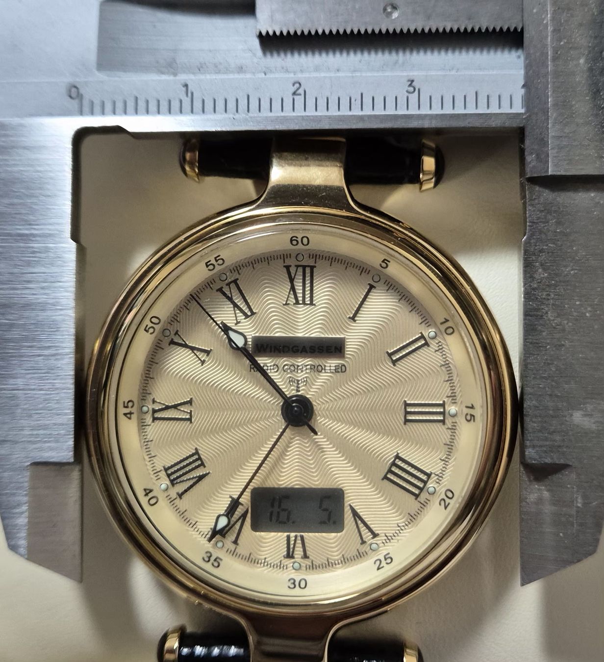 Orologi: Montre Windgassen Radio Controlled – Usato da Genève venduto da BKYB 2