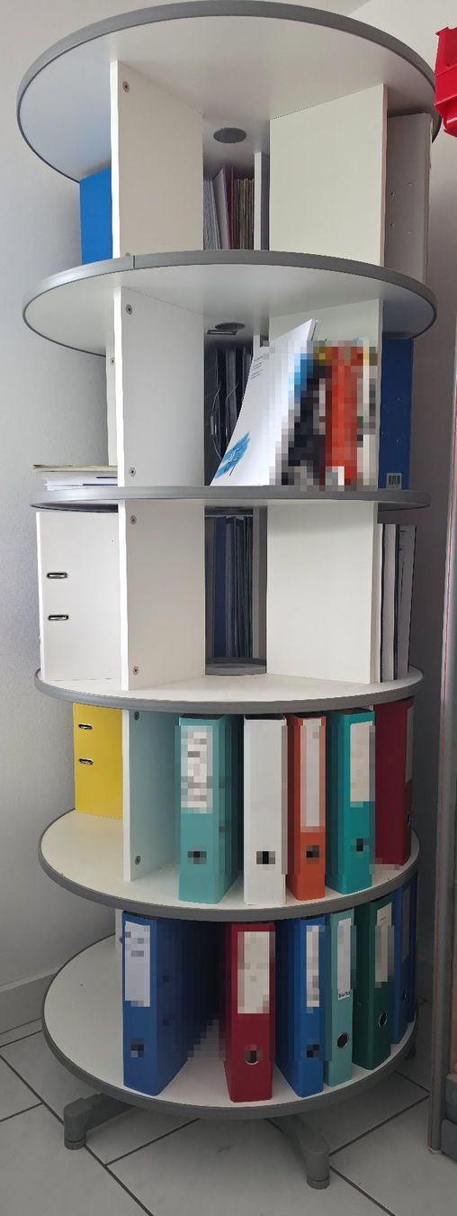 Scaffali: Depotfile 80, Etagen Ordner-Drehsäule – Usato da Witterswil venduto da Regus
