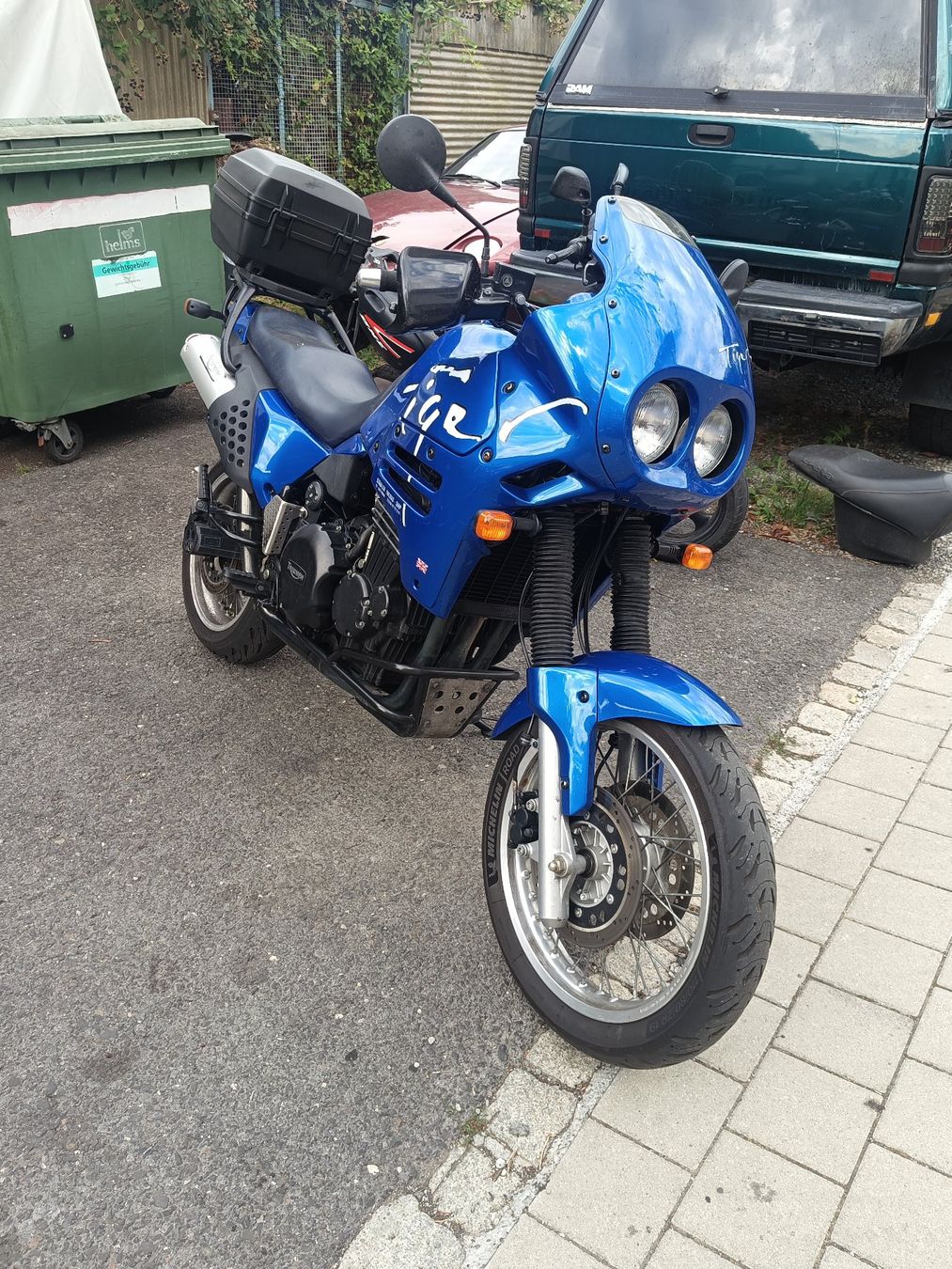 Triumph Touring: Triumph Tiger 900 – Défectueux à Buchs SG par ClassicGarageHauser
