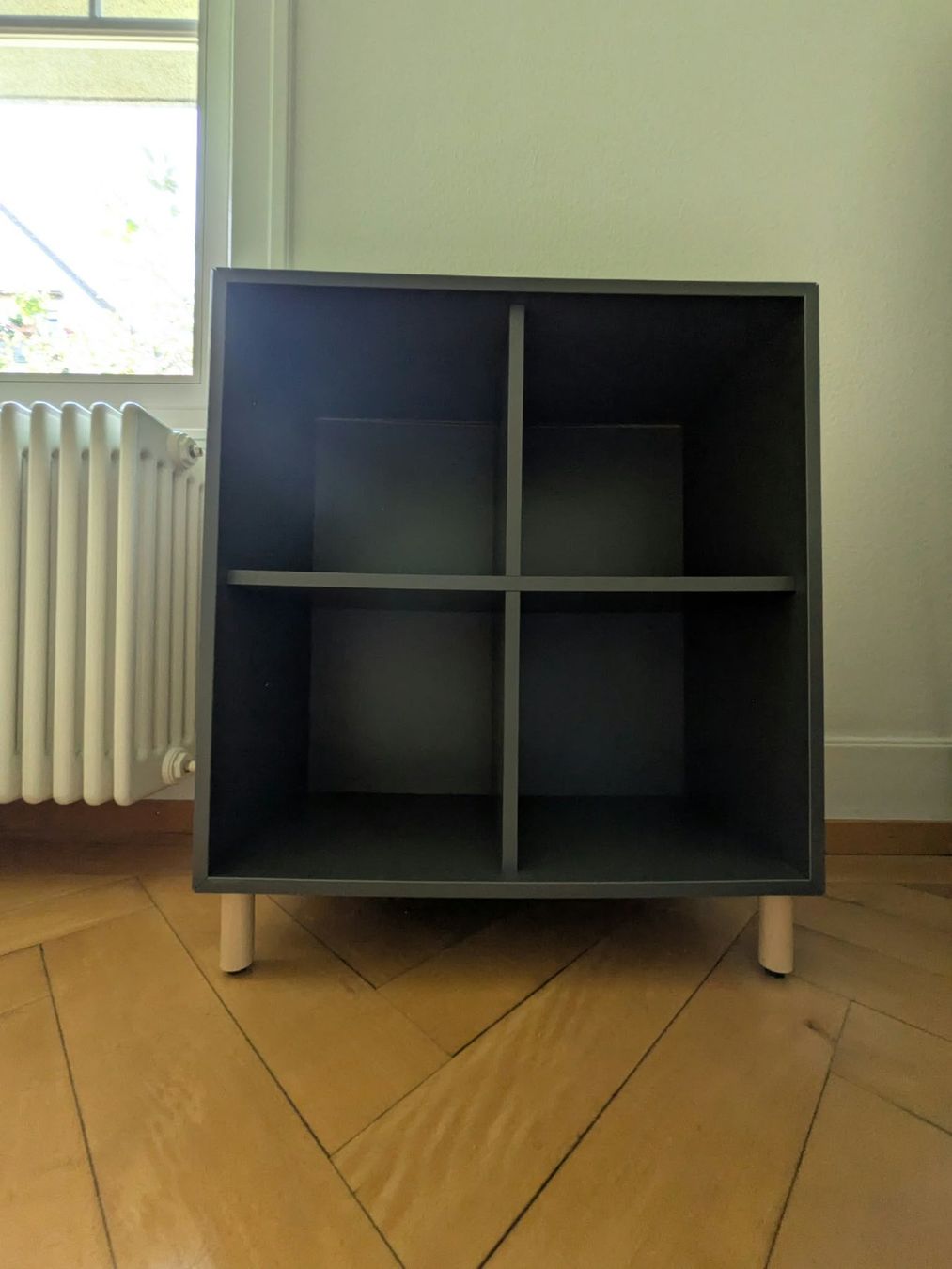 Ikea Étagères: Bücherregal IKEA Eket Anthrazit – D'occasion à Bern par CorinaG