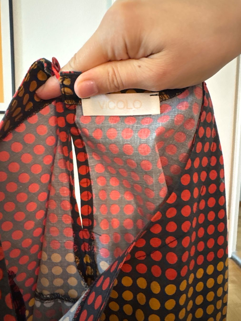 Blusen: ärmellose Bluse – Neu (gemäss Beschreibung) aus Zürich von bbbggg 2