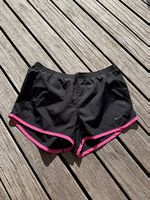 Nike Sport Shorts - Grösse: S