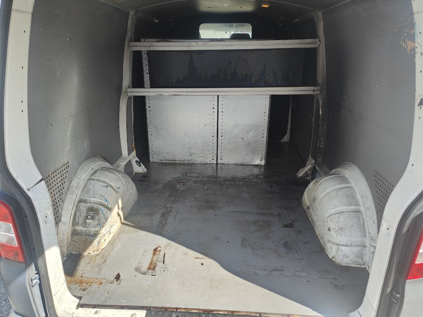 VW Véhicules utilitaires: VW Bus T5 Allrad Automat – D'occasion à Tagelswangen par fortrak 6
