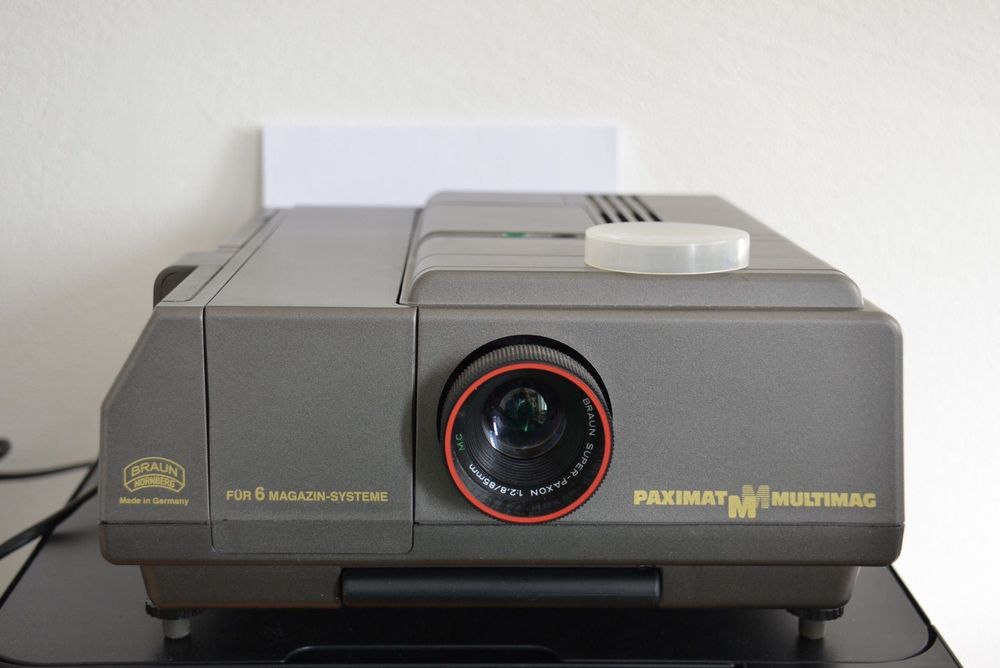 BRAUN PROYECTOR DE diapositivas paximat multimag 5025 AF-S Super paxon 1:2,8/85m EUR 104,50 - ES