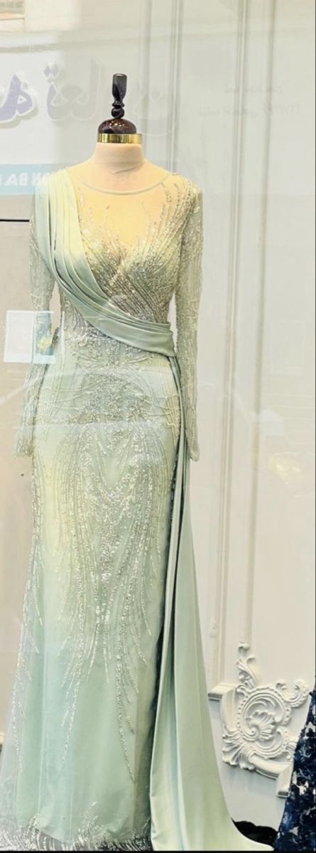 Vestiti: Abendkleid – Usato da Worblaufen venduto da mar_tfk8