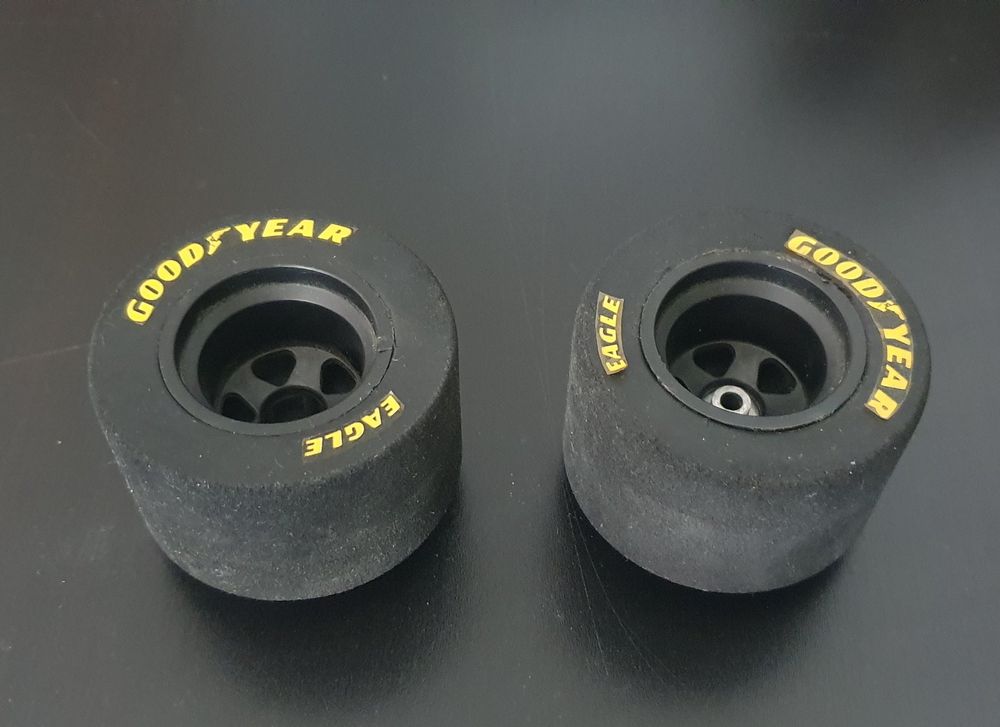 Tamiya F104 Gomme Posteriori B 2 (Modello TAM51400) - Ricambi Originali Modellismo RC