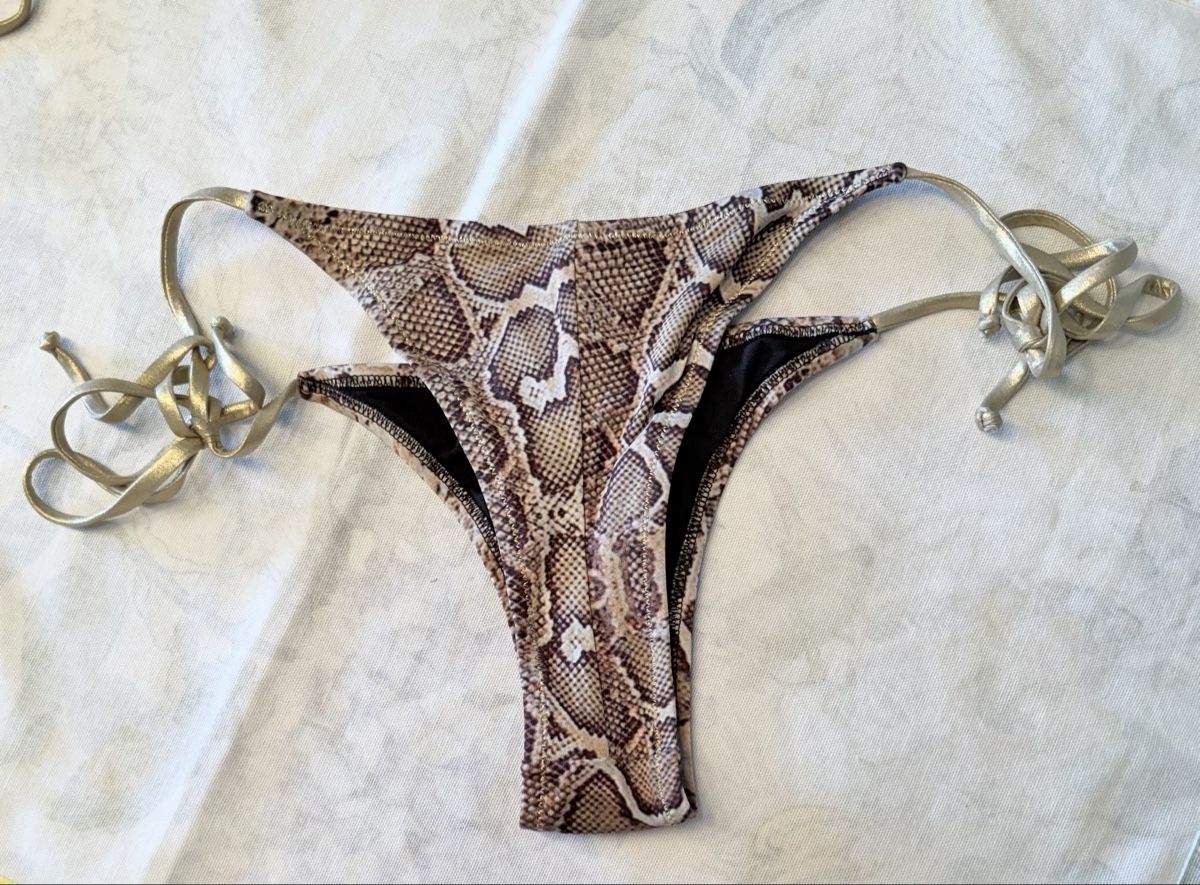 Costumi da bagno & Bikini: Snake Print Bikini von Reina Olga – Nuovo e nell'imballaggio originale da Gränichen venduto da Chanelsusi 1