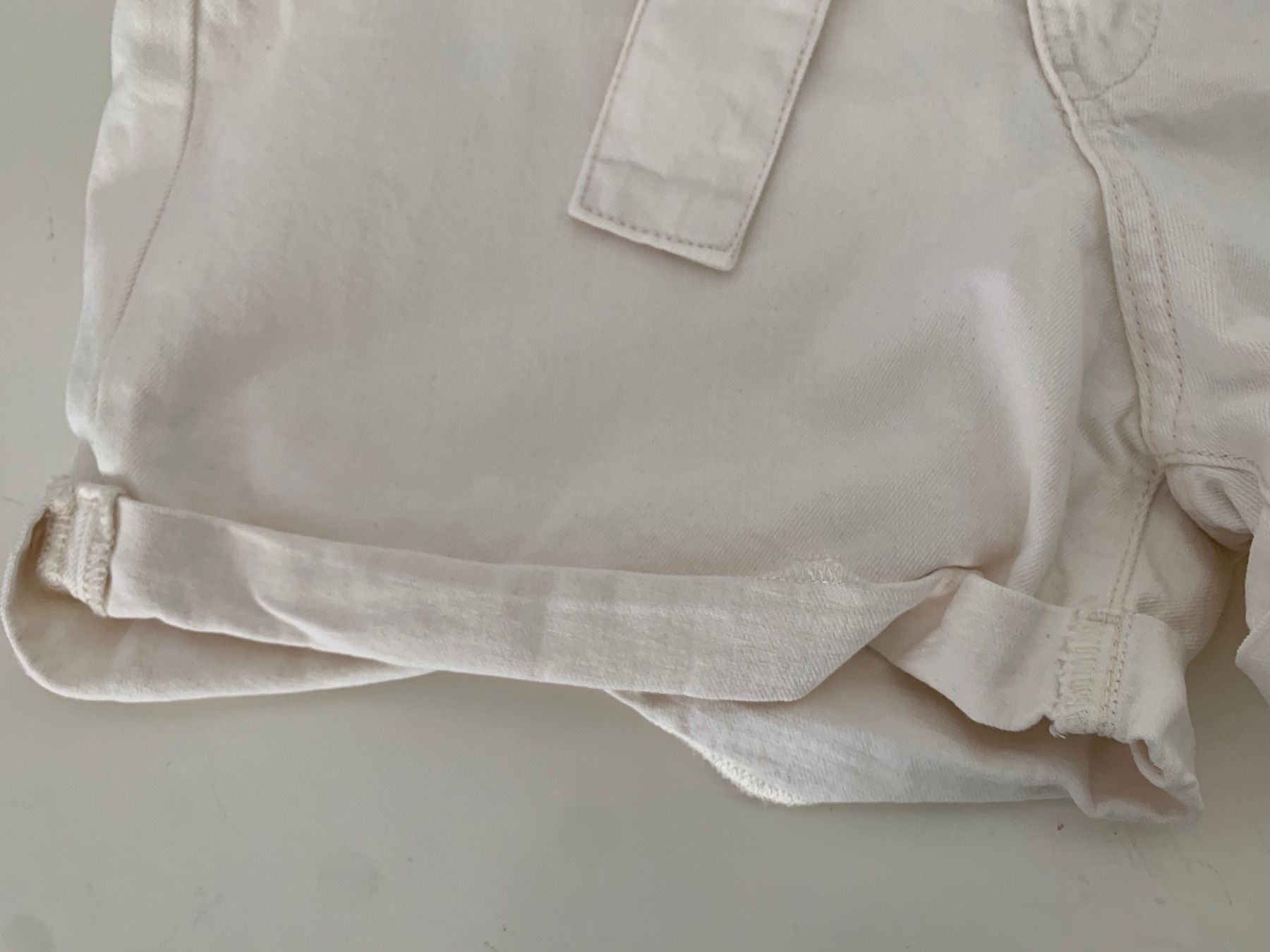 Pantaloni: Sommer Shorts Damen Gr. S Farbe Vanille – Usato da Kirchdorf AG venduto da coco123 4