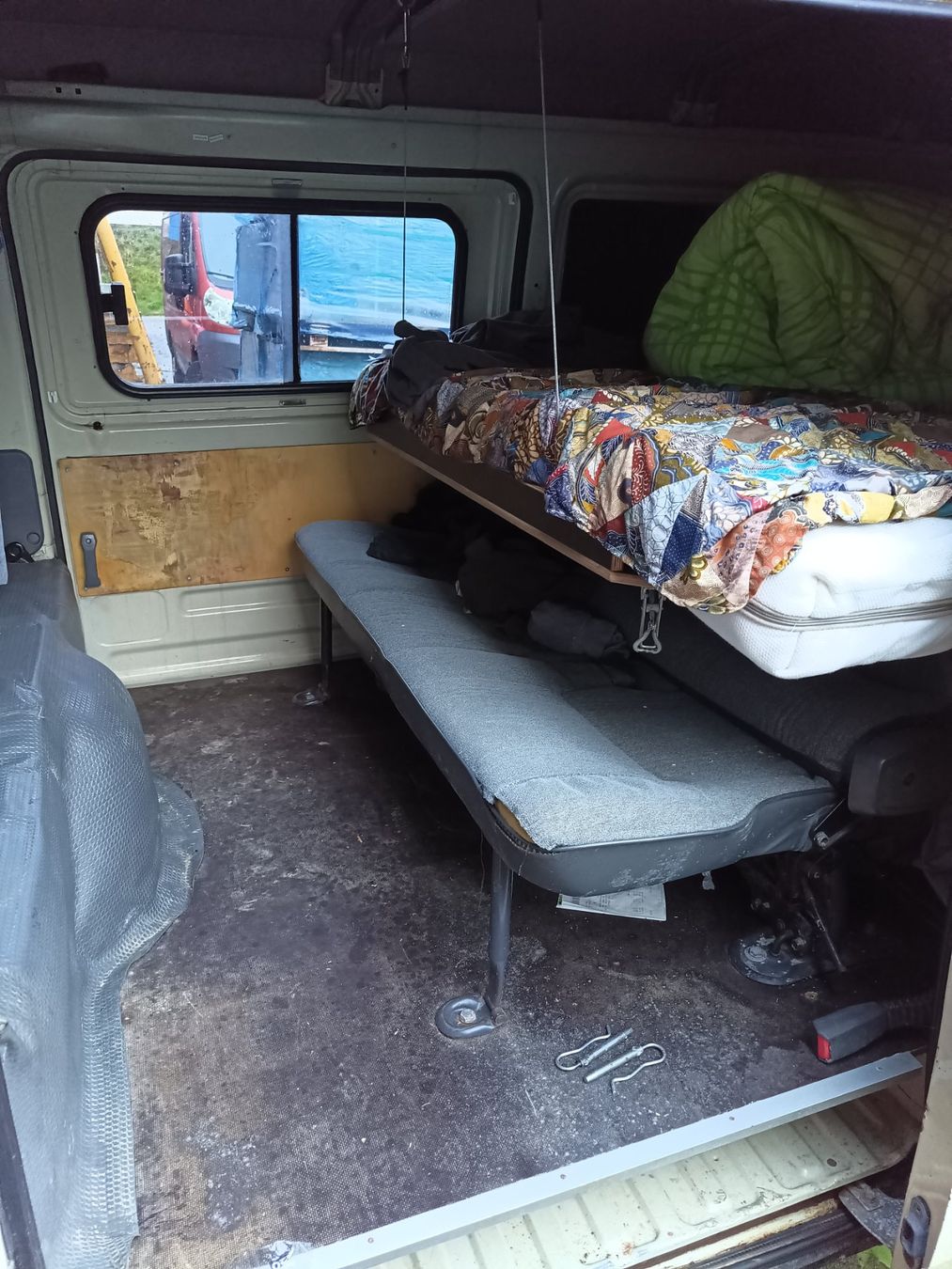 Mitsubishi Camping Fahrzeuge: Mitsubishi L300 4x4 Diesel – Gebraucht aus Oberbüren von T.F.B. 7
