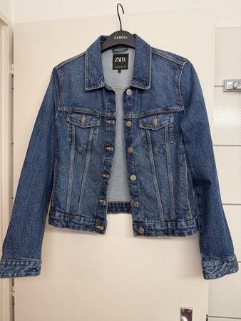 Zara Jeans Jacke Grösse L, Neuwertiger Zustand.