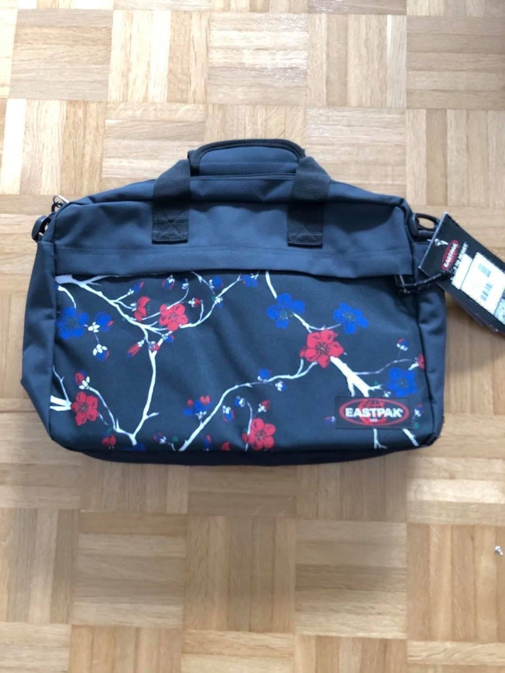 Eastpak Borse: EASTPAK LAPTOPTASCHE BOKLER 15,5'' – Nuovo e nell'imballaggio originale da Münchenstein venduto da alessioivan 1
