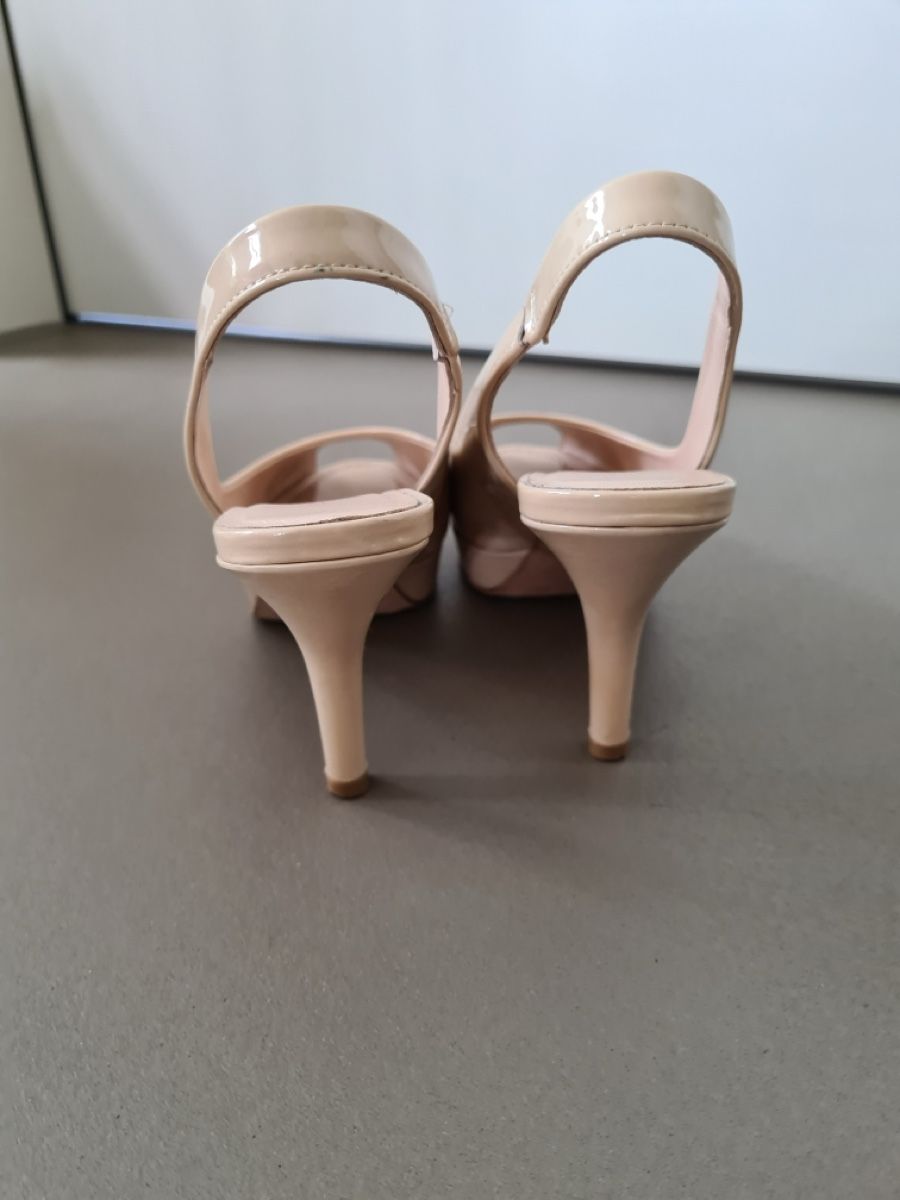 Kennel + Schmenger Scarpe da donna: Kennel+Schmenger PeepToes Beige Lack – Nuovo (secondo la descrizione) da Zürich venduto da car_9vrr 1