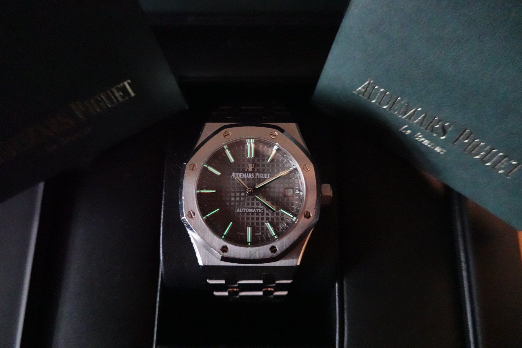 Audemars Piguet Orologi: Audemars Piguet Royal Oak 37mm Full Set – Usato da Bonstetten venduto da helit91 8