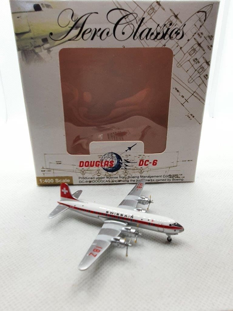 McDonnell Douglas Kit di modellismo & Modellini statici: DC-6 SWISSAIR – Nuovo e nell'imballaggio originale da Morges venduto da iljamuromez