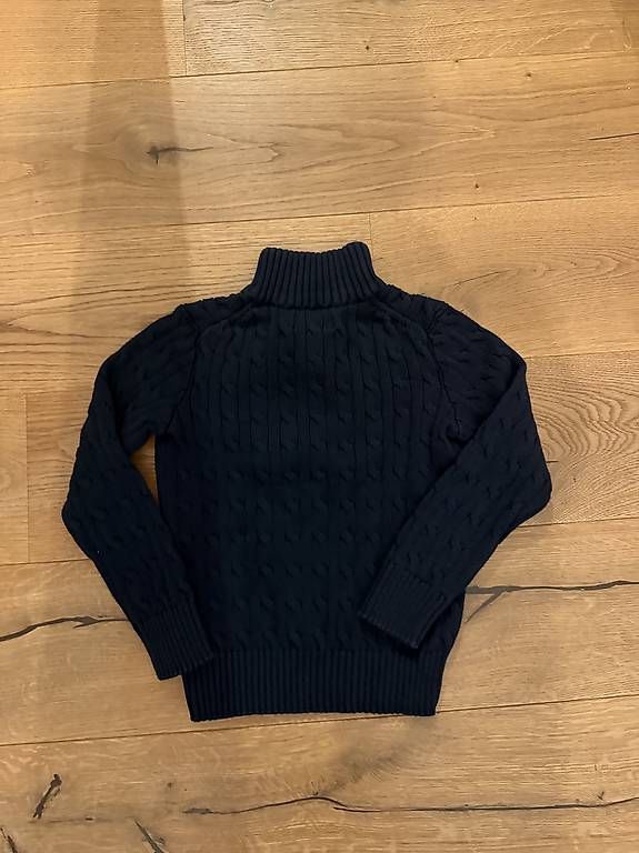 Pullover & Sweatshirts: Polo Pullover – Gebraucht aus Adligenswil von TST04 2