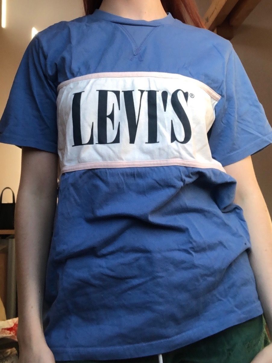 Levi's T-shirt: T-shirt LEVI’S – Usato da Bulle venduto da sop_ct6x