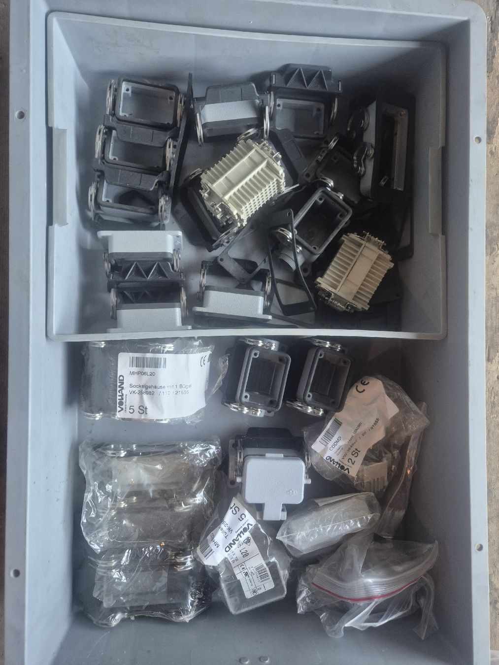 Accessori per altri veicoli: Schalter Stecker Lampen und Teile – Usato da Röthenbach i. E. venduto da 3538ScaniaR420 7