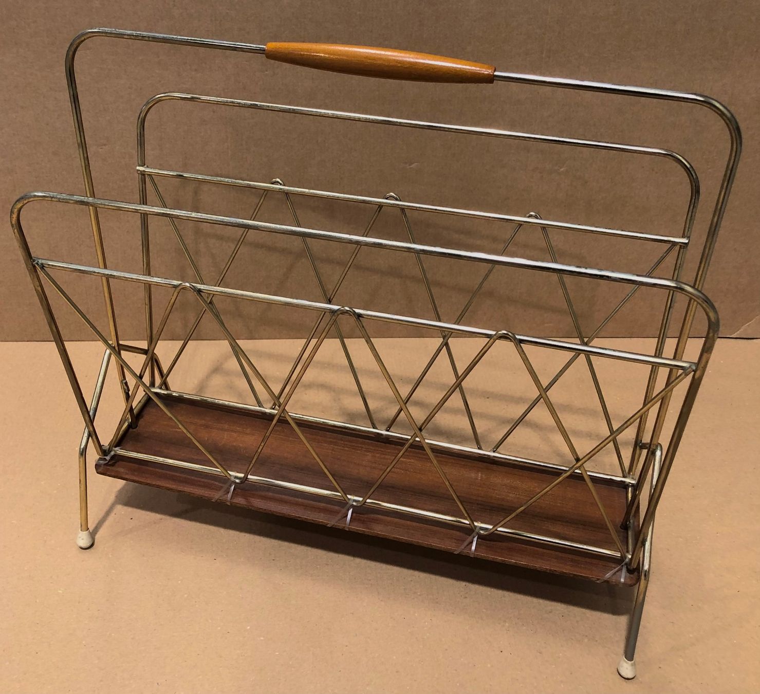 Altro per la casa: vintage Zeitungsständer 60er – Usato da Obfelden venduto da utakru 1