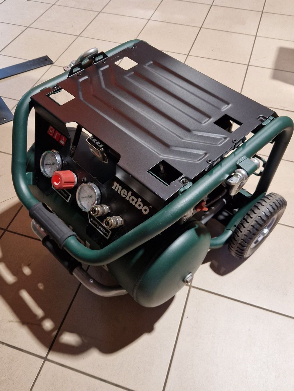 Metabo Compresseurs: Kompressor metabo power 280-20 w – Neuf (Voir description) à schangnau par kobeli1