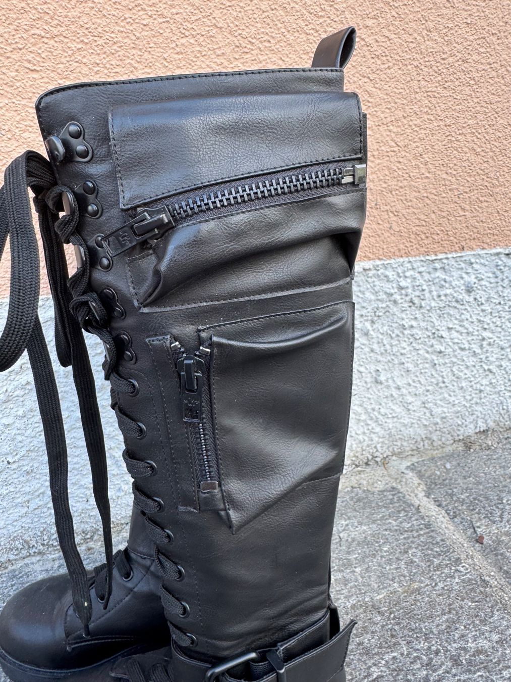 Chaussures femmes: Combat boots dollskill 37 – D'occasion à Lumino par mar_9pn2 1