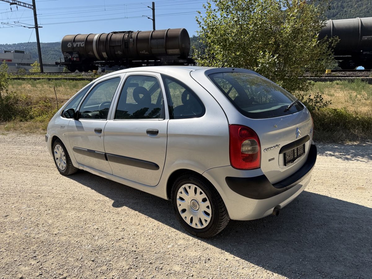 Citroën Automobili: Citroen Xsara Picasso 1.6 – Usato da Aarberg venduto da nany17 2